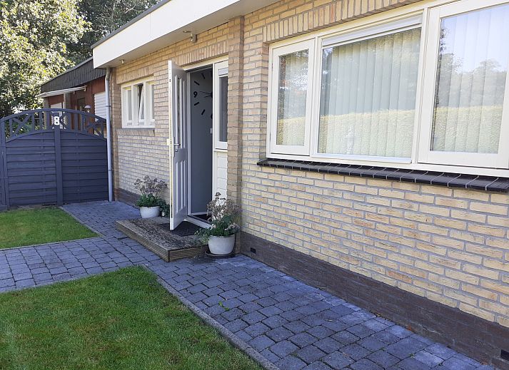 FR452 Ferienhaus in Lemmer mit einladendem Eingang am IJsselmeer, Friesische Seen.