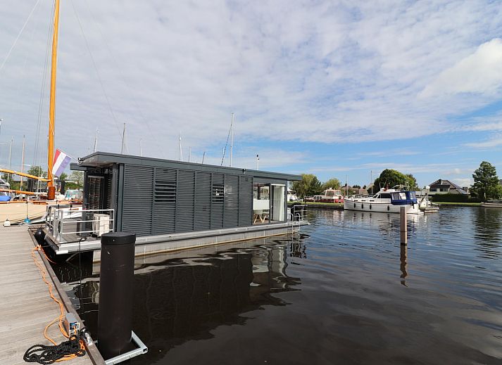 Guest house 060733 - Holiday property IJsselmeer - Houseboat «Refugio»