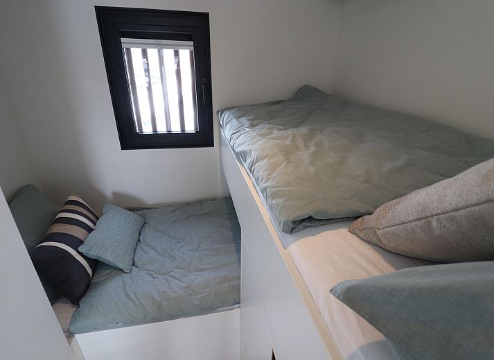 Guest house 060733 - Holiday property IJsselmeer - Houseboat «Refugio»