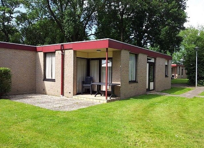 Verblijf 060743 • Bungalow IJsselmeer • Family Strandhaus P-2-4