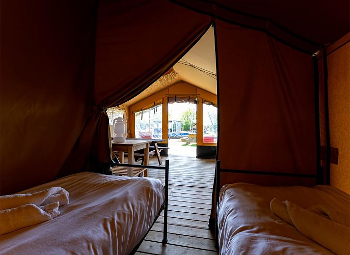 Guest house 070128 - Tent house Heegermeer - Safaritent in Heeg