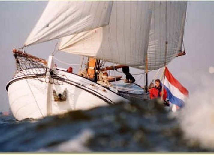 Guest house 070143 • Boat Heegermeer • Lemsteraak 10.50 Harmonie / Waterman