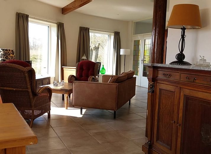 Natuurlijke omgeving bij Vakantiehuisje in Oudega, aan het Heegermeer in de Friese meren, ideaal voor natuurliefhebbers.