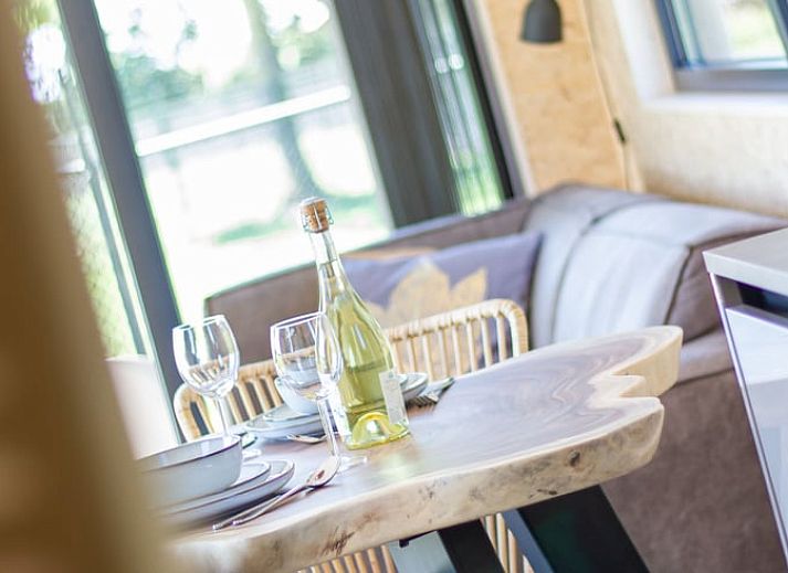 Directions to relaxation at Holiday home in Koudum, located in the serene nature of the Frisian lakes, ideal for a restful vacation.