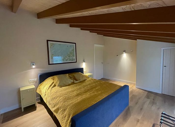 Zonnige dag bij Huisje in Elahuizen, vakantiehuis met terras in de Friese meren.