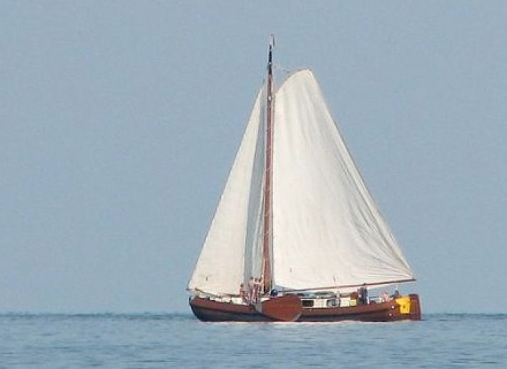 Guest house 080611 • Boat Fluessen • Drie Gebroeders 