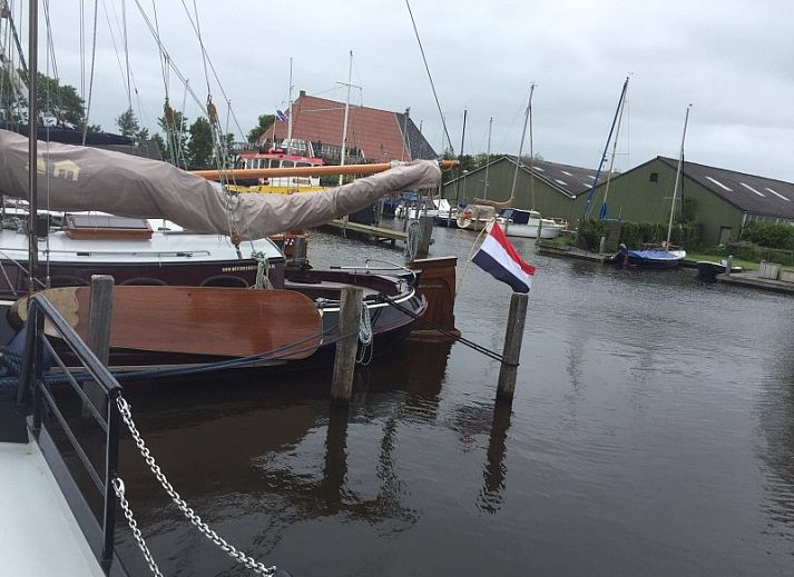 Riepel boot in Gaastmeer, Friese meren, geniet van een zeilervaring op de Fluessen.
