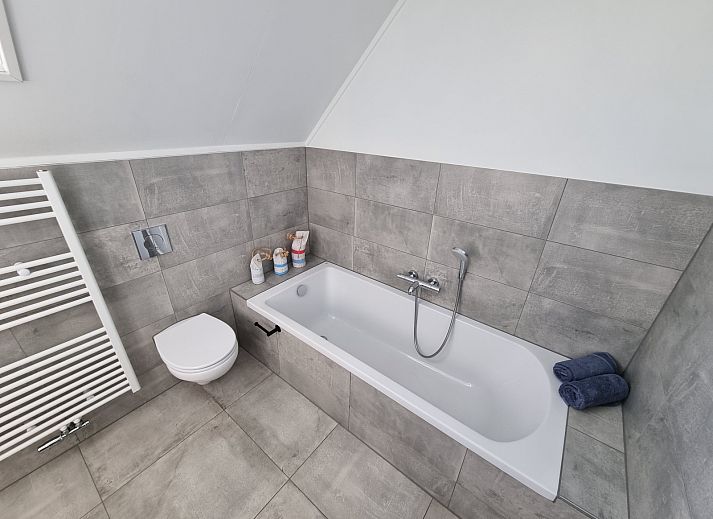 Helles Wohnzimmer des Ferienhauses FR503 in Balk, Slotermeer.