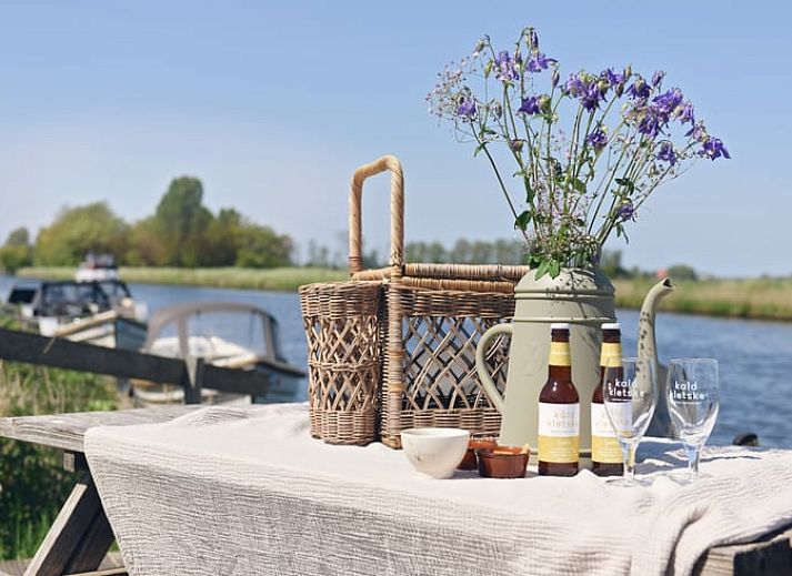 Privater Whirlpool im Ferienhaus in Echtenerbrug, Friesische Seen.