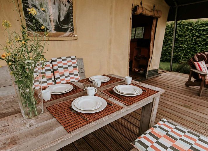 Verblijf 100221 - Vakantiewoning Tjeukemeer - Vakantiehuis Kampari - Luxe Safaritent - Out of Africa