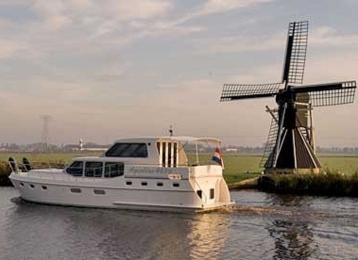 Guest house 120150 • Boat Sneekermeer • Silver 