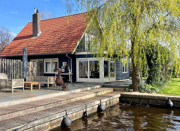 Verblijf 120203 • Vakantiewoning Sneekermeer • 2-4-persoons chalet - comfort | type 2-4C