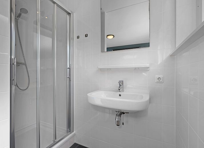 Geraeumiger Wohnraum im 8-Personen-Haus Waterpark Sneekermeer, Terherne.