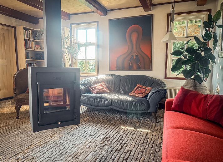 Blumen im Ferienhaus FR421 in Terherne, Sneekermeer, Friesische Seen.