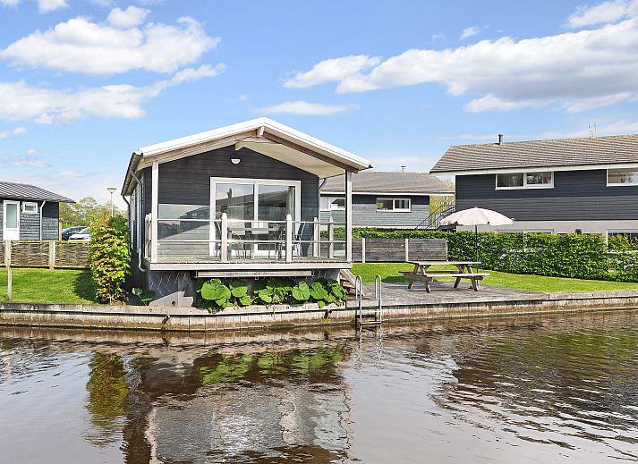 Guest house 120226 - Bungalow Sneekermeer - Waterpark Sneekermeer | 2-4-persoons chalet | 2-4C