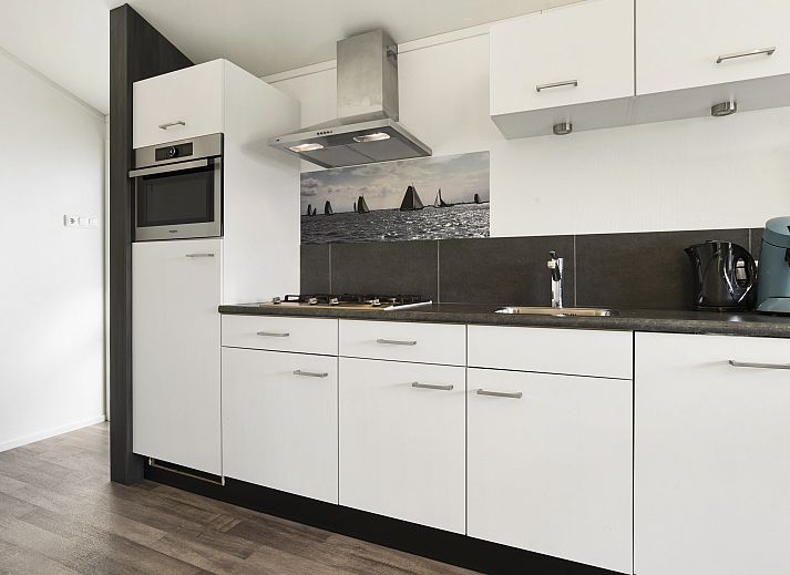 Guest house 120226 - Bungalow Sneekermeer - Waterpark Sneekermeer | 2-4-persoons chalet | 2-4C