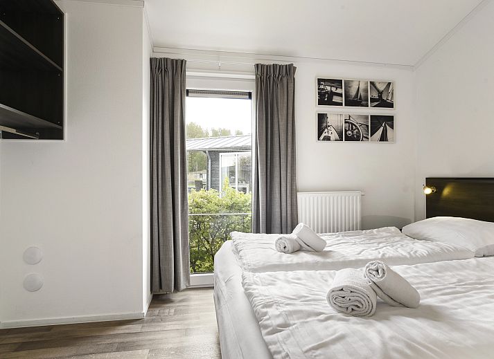 Guest house 120226 - Bungalow Sneekermeer - Waterpark Sneekermeer | 2-4-persoons chalet | 2-4C