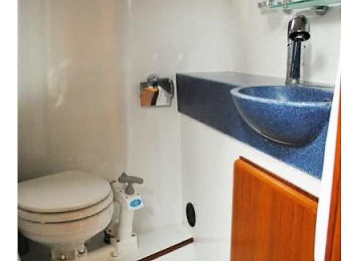 Verblijf 120704 - Boot Fluessen - Anita Pedro Levanto