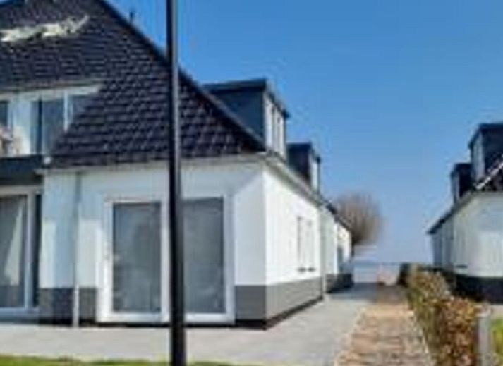 Guest house 120732 • Holiday property Sneekermeer • Vakantiehuisje in Offingawier
