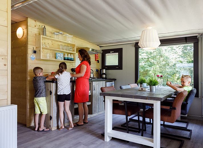 Guest house 120742 - Tent house Sneekermeer - Tentvilla de Potten