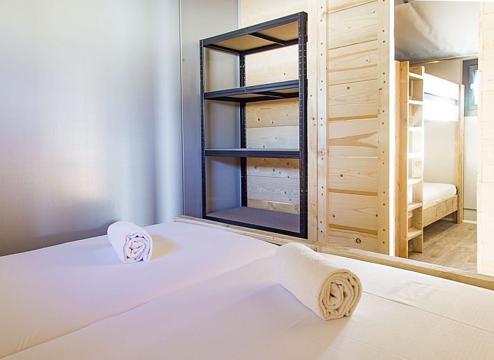 Guest house 120742 - Tent house Sneekermeer - Tentvilla de Potten