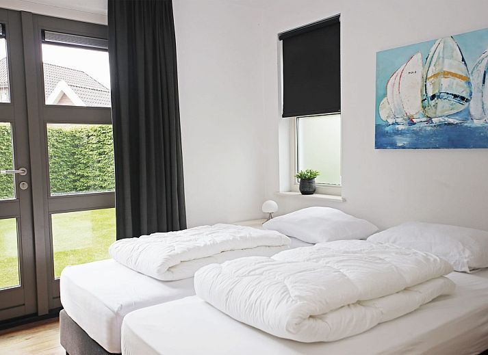 Guest house 120743 - Holiday property Sneekermeer - Villa de Goudplevier - 6 persoons villa met serre