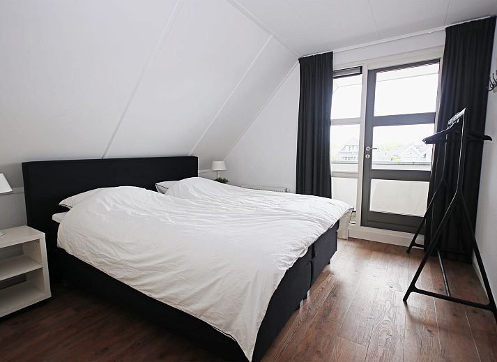 Guest house 120743 - Holiday property Sneekermeer - Villa de Goudplevier - 6 persoons villa met serre