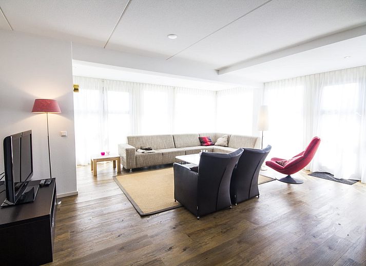 Guest house 120743 - Holiday property Sneekermeer - Villa de Goudplevier - 6 persoons villa met serre