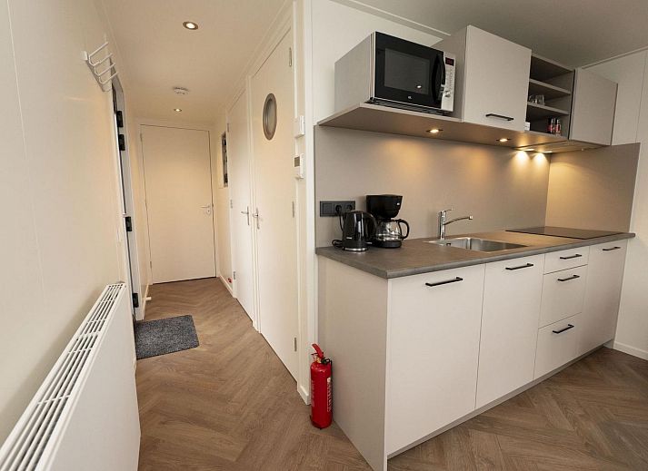 Guest house 120753 - Holiday property Sneekermeer - Vakantiehuis Boatique Sneek