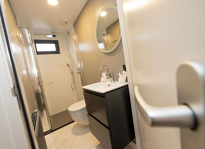 Guest house 120753 - Holiday property Sneekermeer - Vakantiehuis Boatique Sneek
