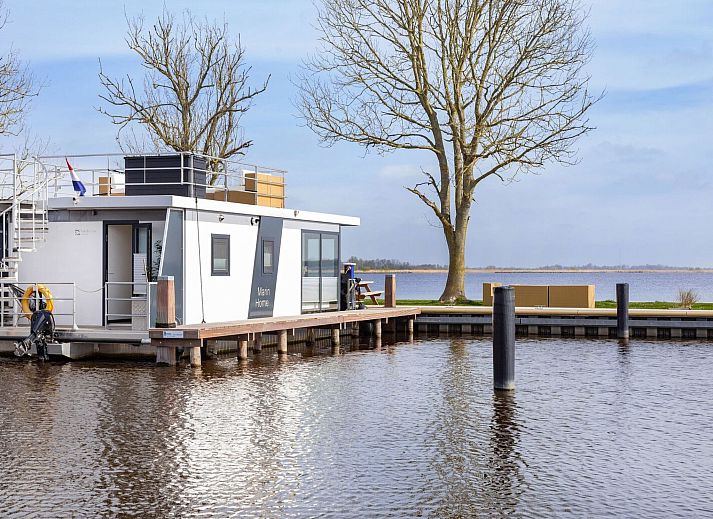Guest house 120763 - Holiday property Sneekermeer - Vakantiehuis HouseBoat MeerRand