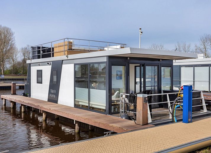Guest house 120763 - Holiday property Sneekermeer - Vakantiehuis HouseBoat MeerRand