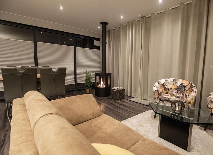 Guest house 120773 - Holiday property Sneekermeer - Houseboat + dakterras Offingawier