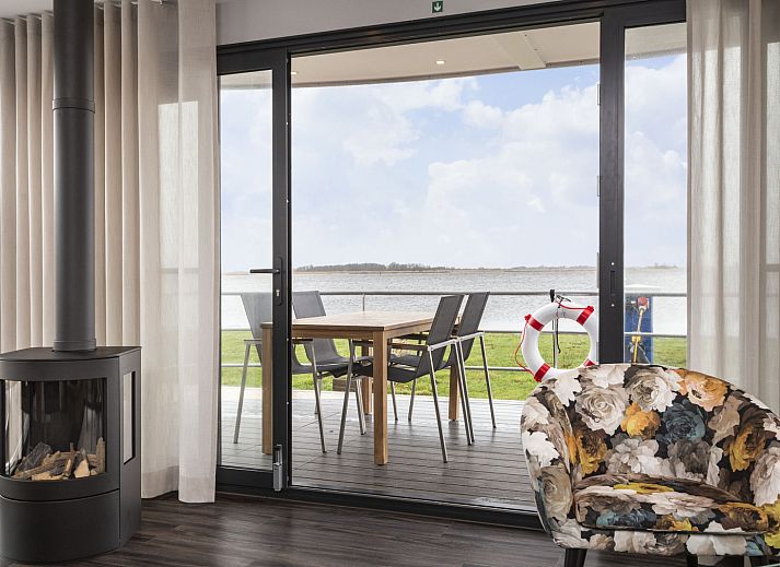 Guest house 120773 - Holiday property Sneekermeer - Houseboat + dakterras Offingawier