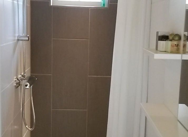 Guest house 130105 - Holiday property Bergumermeer - Vakantiehuis in Burgum