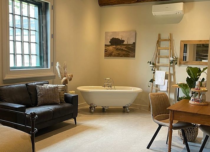 Guest house 130307 - Holiday property Bergumermeer - Huisje in Sumar