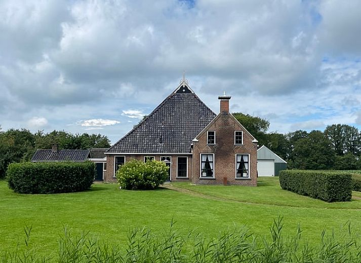 Guest house 130307 - Holiday property Bergumermeer - Huisje in Sumar