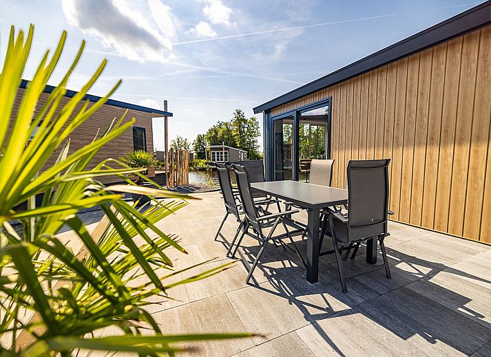 Verblijf 130318 - Vakantiewoning Bergumermeer - Waterlodge type 2