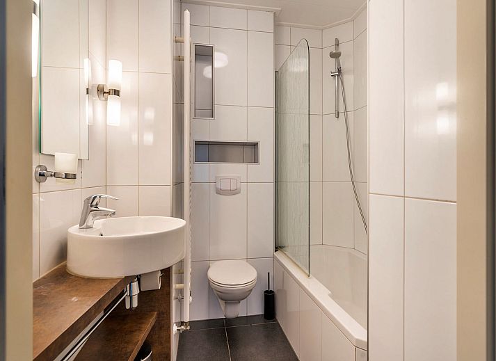 Guest house 140110 - Holiday property Princehof/Alde feanen - Vakantiehuis Bungalowpark It Wiid