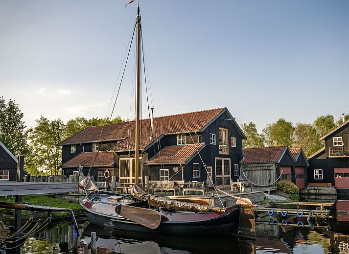 Guest house 140110 - Holiday property Princehof/Alde feanen - Vakantiehuis Bungalowpark It Wiid