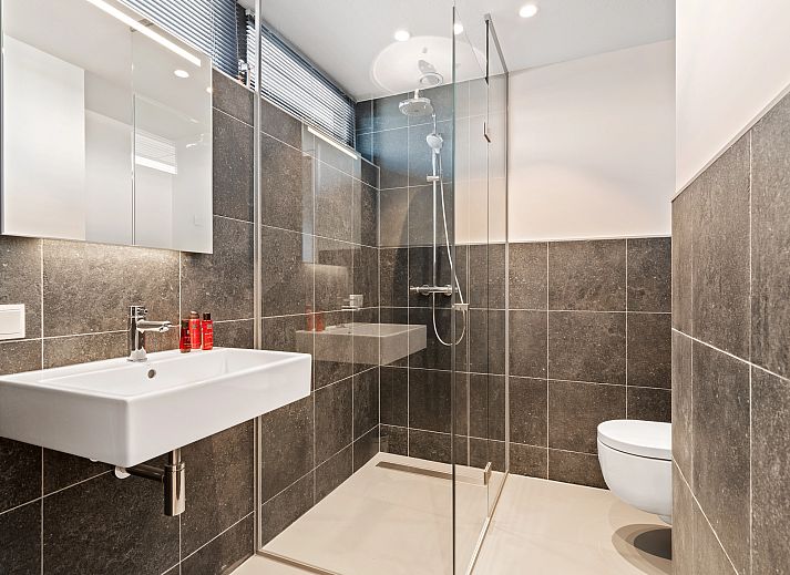 Verblijf 140320 - Bungalow Princehof/Alde feanen - 10-persoons waterwoning | 10CE