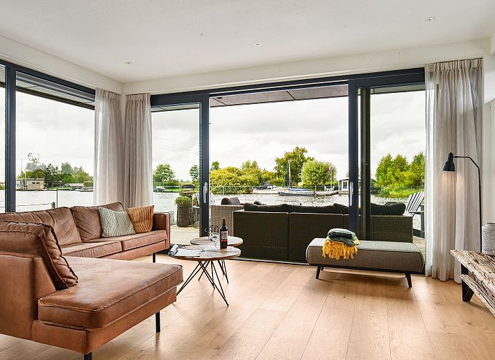 Verblijf 140320 - Bungalow Princehof/Alde feanen - 10-persoons waterwoning | 10CE