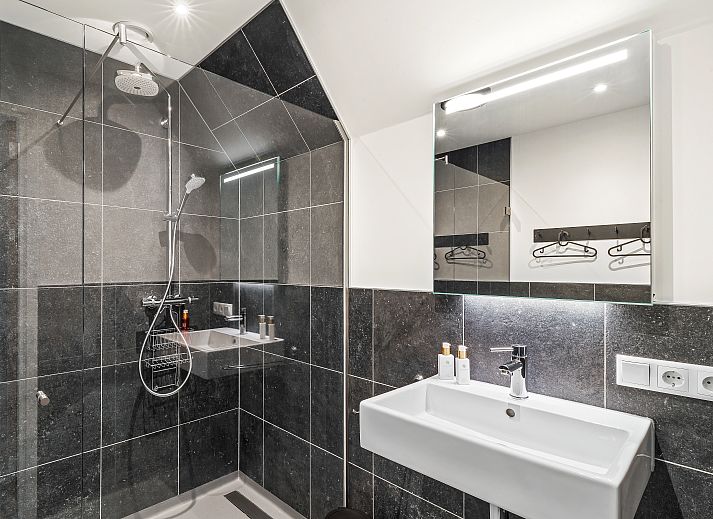 Verblijf 140321 - Bungalow Princehof/Alde feanen - 6-persoons waterwoning | 6CE