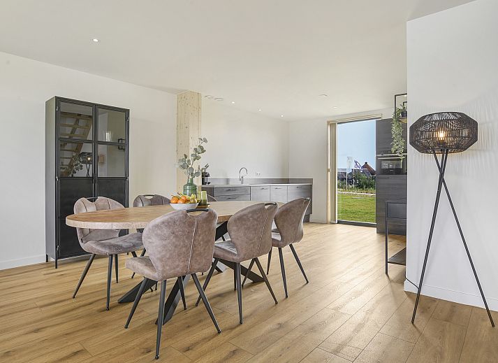 Verblijf 140321 - Bungalow Princehof/Alde feanen - 6-persoons waterwoning | 6CE