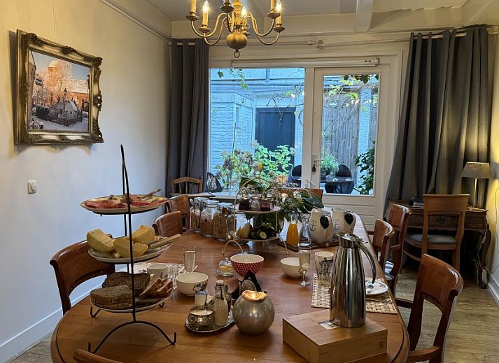 Geniet van fietsen rondom De Thuiskamer in Grou, Friesland. Ontdek het Friese platteland vanuit deze comfortabele vakantieaccommodatie.