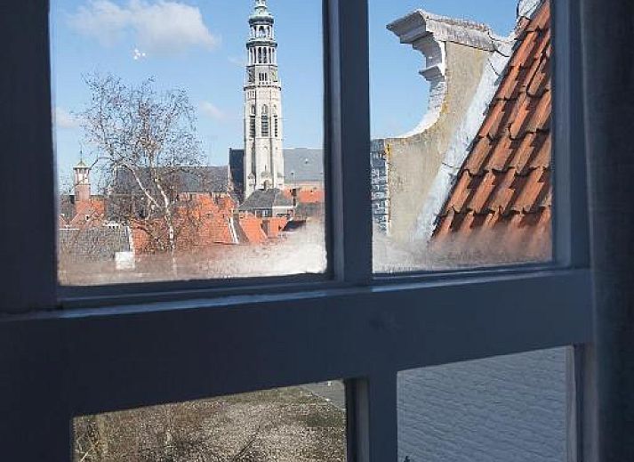 Moderne badkamer in B&B Parijs aan de Kaai, Walcheren, met luxe voorzieningen.