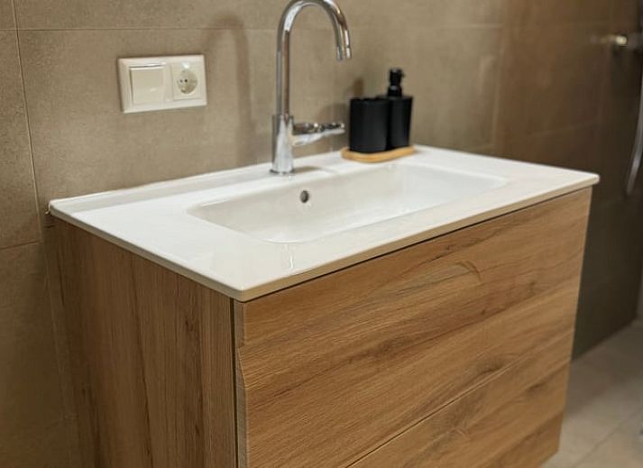 Guest house 1605101 - Holiday property Lauwersmeer - Huisje in Eanjum