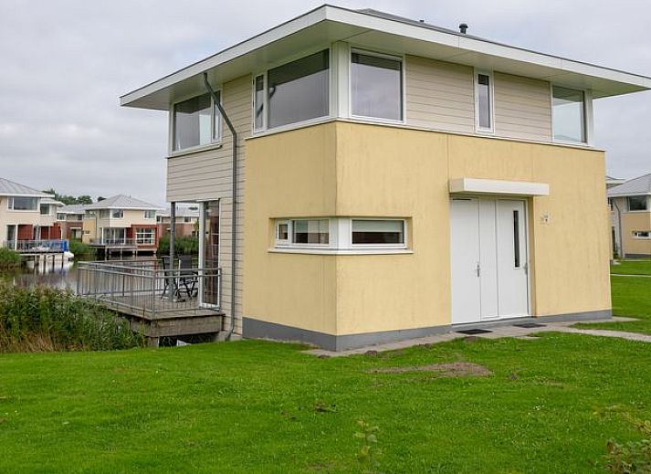 Guest house 1605153 • Bungalow Lauwersmeer • Esonstad | 6-persoons woning | 6L2 