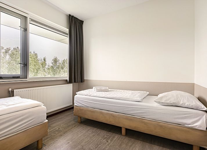 Guest house 1605196 - Bungalow Lauwersmeer - Esonstad | 4-persoons woning - Waterwoning | 4L2