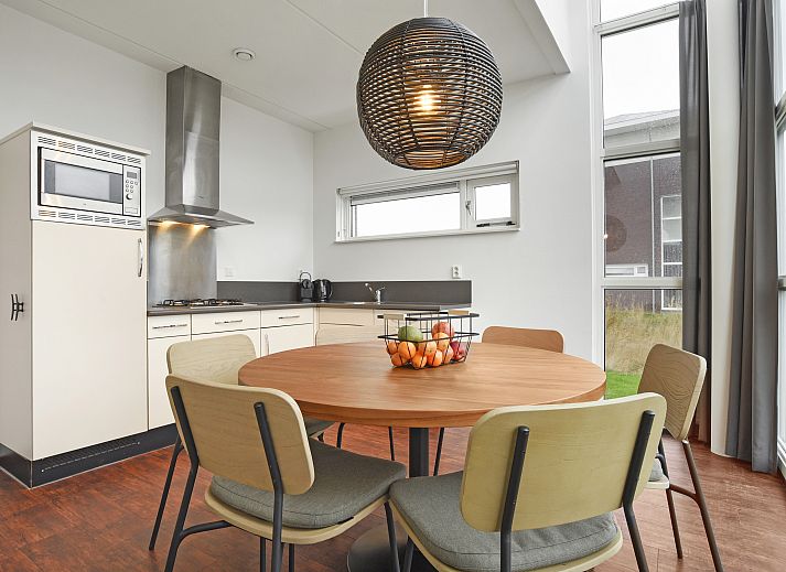Plattegrond van Esonstad Torenwoning in Anjum, Lauwersmeer, met comfortabele slaapkamers en moderne badkamer voor zes personen.